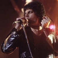 Freddie Mercury Performing in New Haven CT November 1977